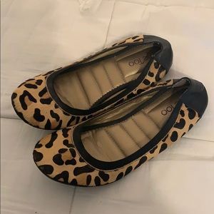 Me Too calf hair leopard flat
